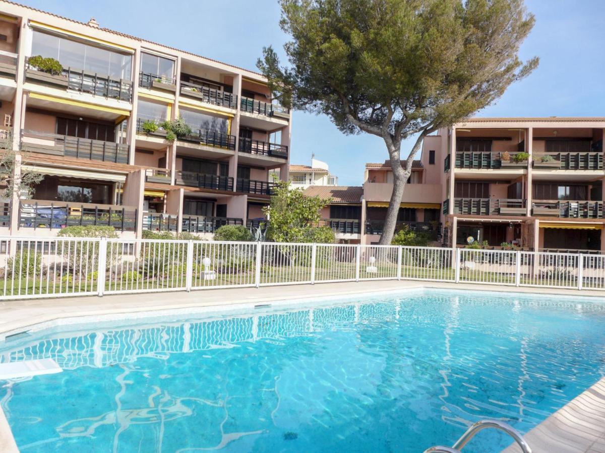 Studio Les Caroubiers-1 By Interhome Saint Aygulf Dış mekan fotoğraf